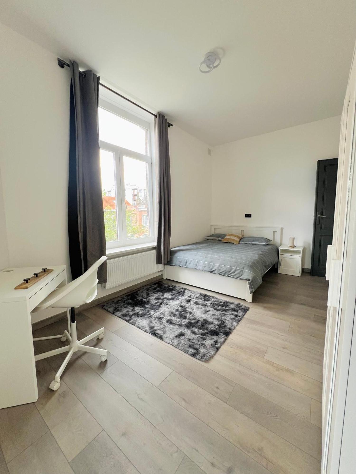 Renove Et Radieux A Bruxelles Exteriör bild